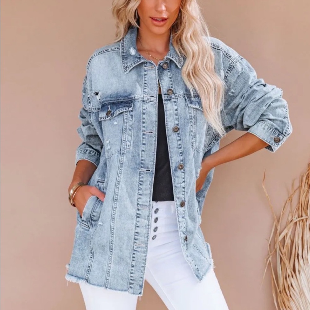 SOLD! Taking to consignment 7/31 Vici Layne distressed denim Jean jacket - Picture 1 of 16